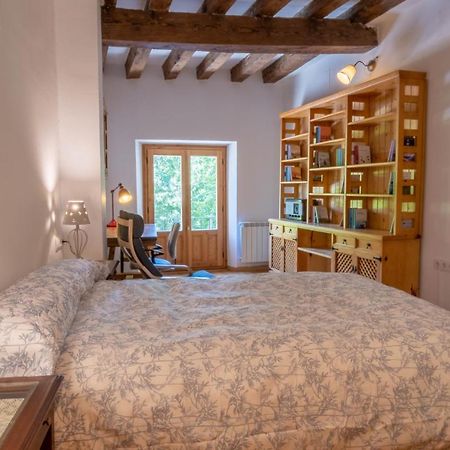 Peralta Zapatería Villa Cuenca  Bagian luar foto
