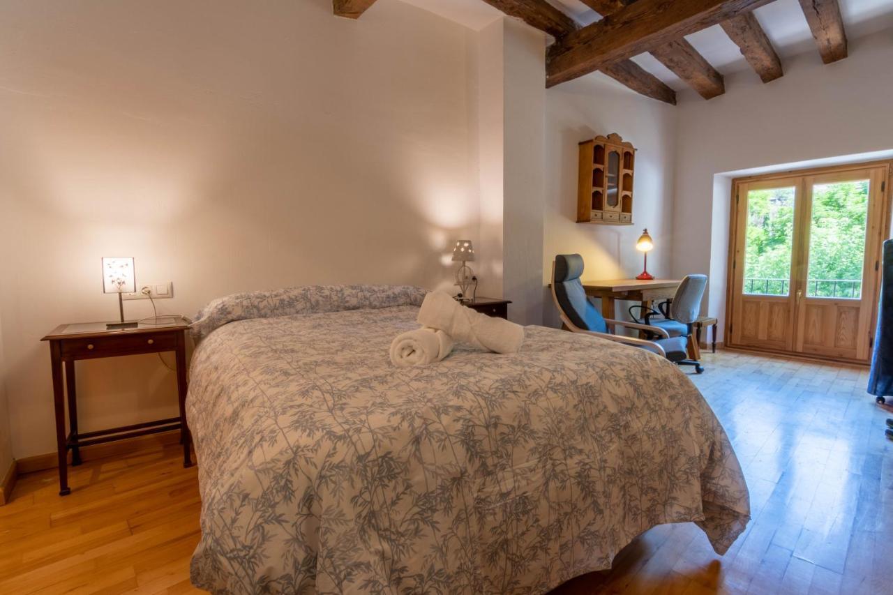 Peralta Zapatería Villa Cuenca  Bagian luar foto