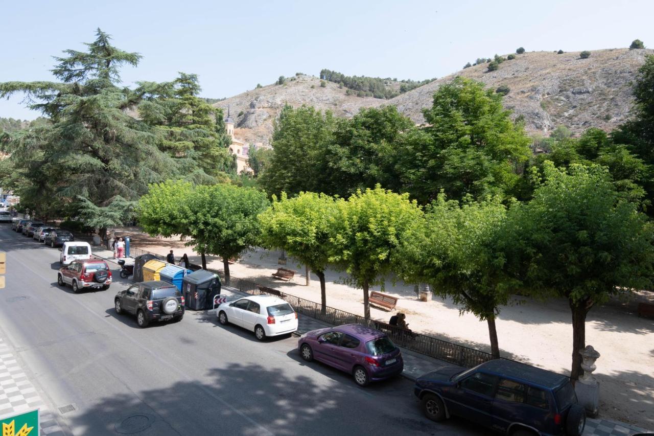 Peralta Zapatería Villa Cuenca  Bagian luar foto