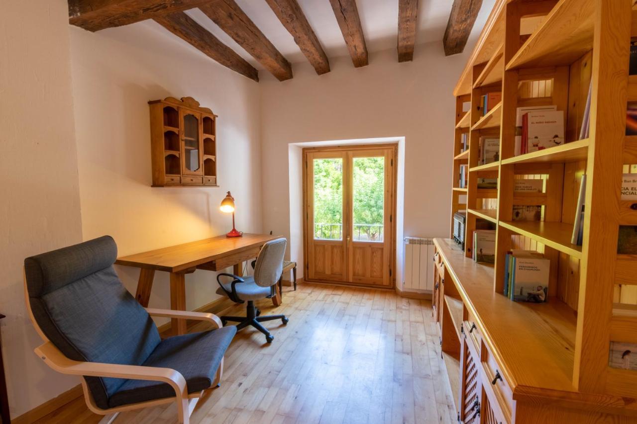 Peralta Zapatería Villa Cuenca  Bagian luar foto
